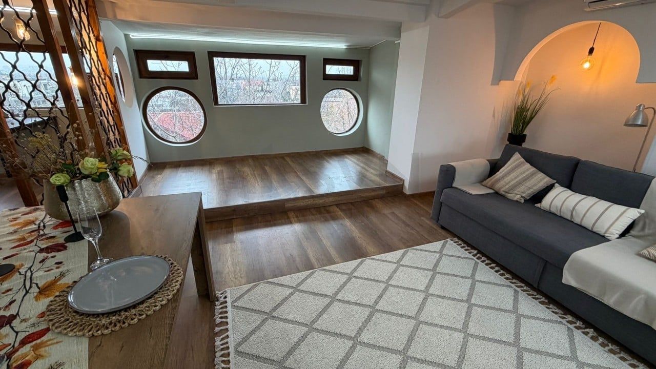 REA1027568 APARTAMENT 3 CAMERE I MANSARDA I VOLUNTARI - Poză 1