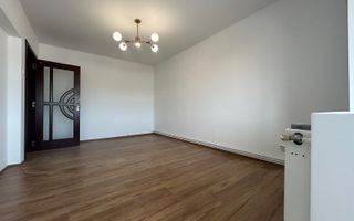 Apartament 3 camere  2 băi | renovat 2025 | parcare - Poză 4