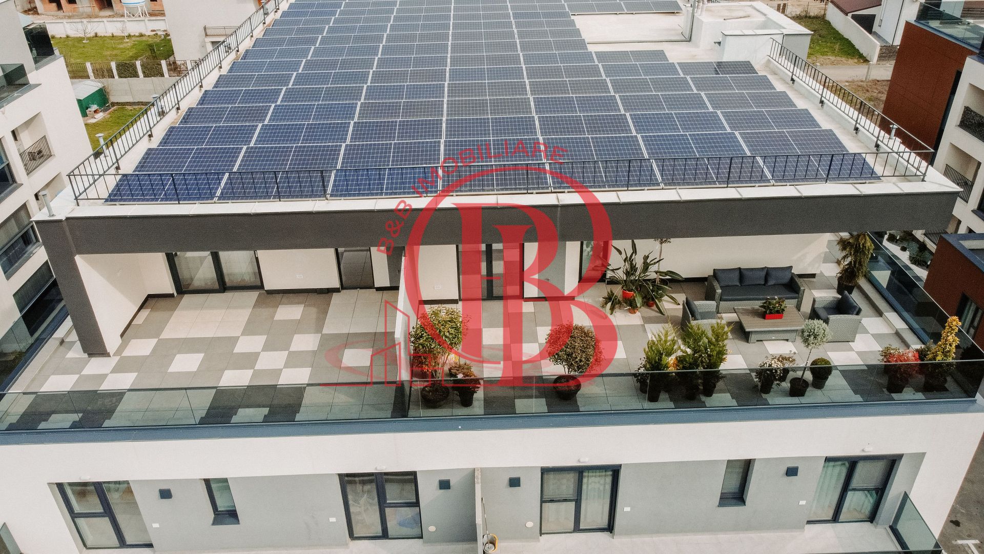 Penthouse 2 camere  panouri solare pompa caldura mobilat-utilat - Poză 1