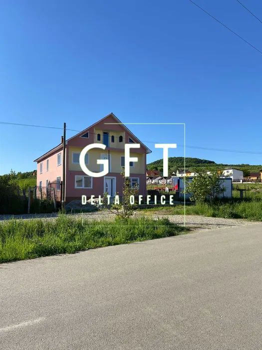 Casa P + E, 210 MP Utili in zona Subcetate + 5 ari teren - Poză 1