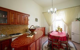 ULTRACENTRAL Apartament 3 camere cu 2 locuri de parcare - Poză 5