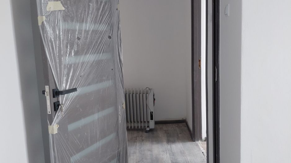 🏡 Apartament 2 camere  dec | Micro 13 | Etaj 4/5 | 55 mp totali ,liber - Poză 11