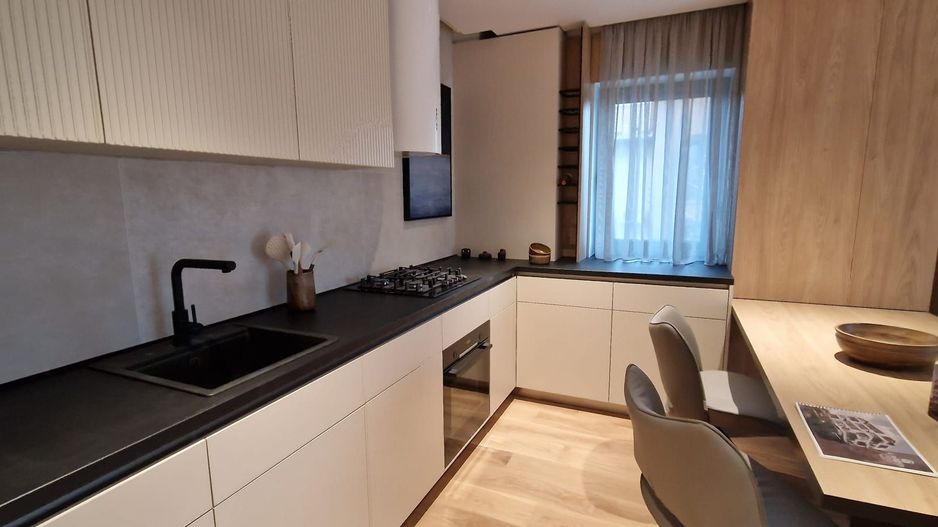 Apartament NOU 2 camere open space 43 mp Bucium 68500 euro - Poză 1