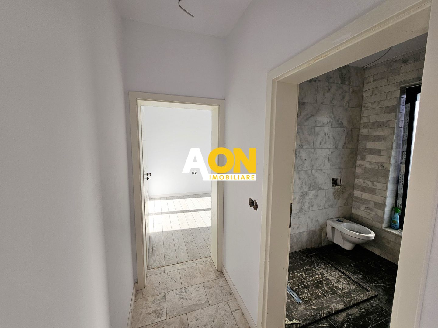 Casa individuala de vanzare, 4 camere, 2 bai, 448mp teren - Poză 9