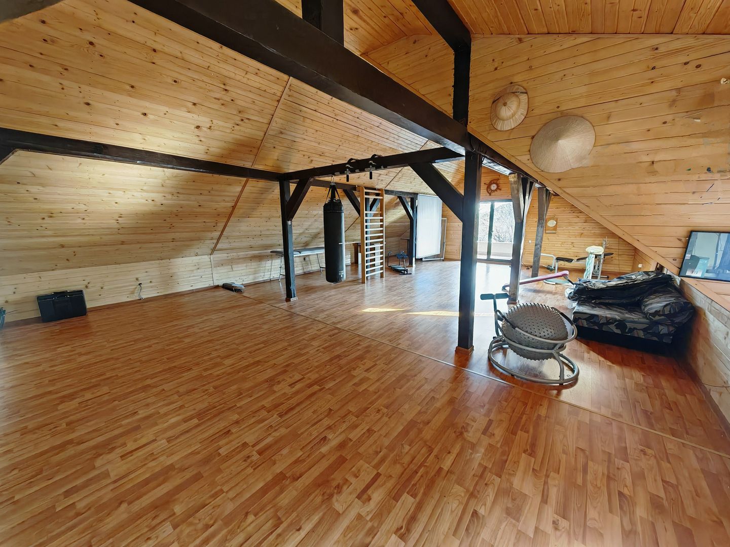 Vila S+P+M cu teren generos Dumbravita - Poză 27