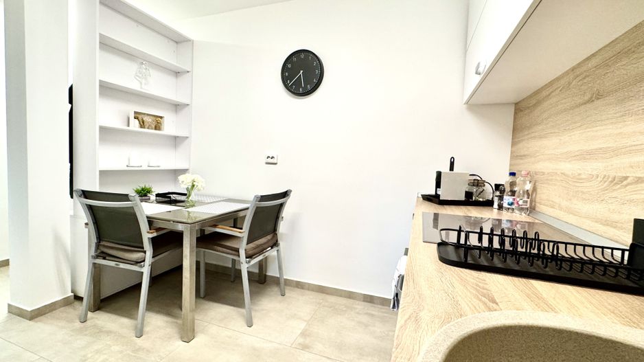 2 camere central vis-a-vis de Posta Mare - Poză 20