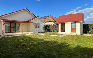 Casă de vanzare  cu 4 camere în Santandrei, Oradea. - Poză 25