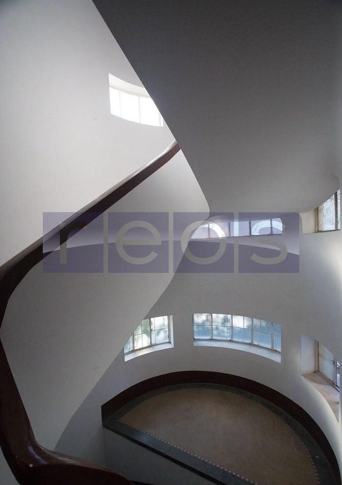 CLĂDIRE INTERBELICĂ ÎN CARTIERUL ICOANEI IDEAL INVESTIȚII - Poză 3