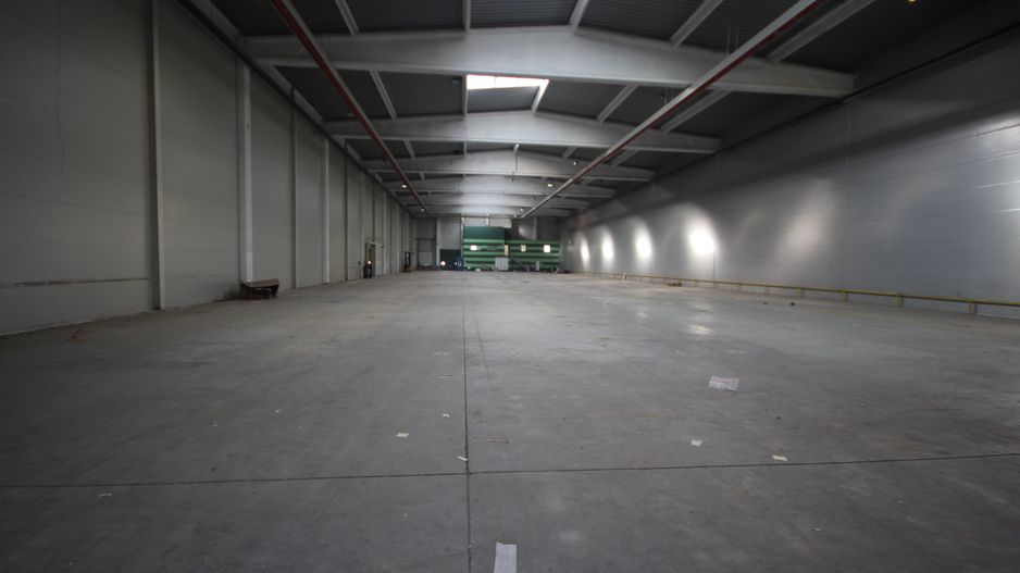 Spațiu industrial depozitare/productie 1850 mp - H 10 m - Poză 2