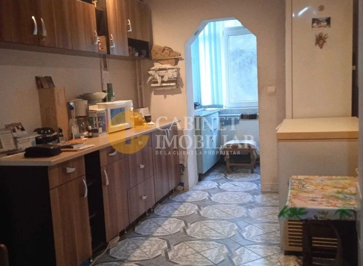 Etaj 2 Apartamnet 3 Camere Decomandat Nicolina 1 LIDL - Poză 1