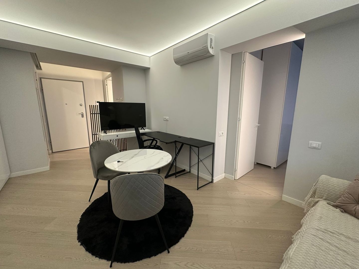 Apartament 2 camere parcare inclusa | Cortina North - Poză 4