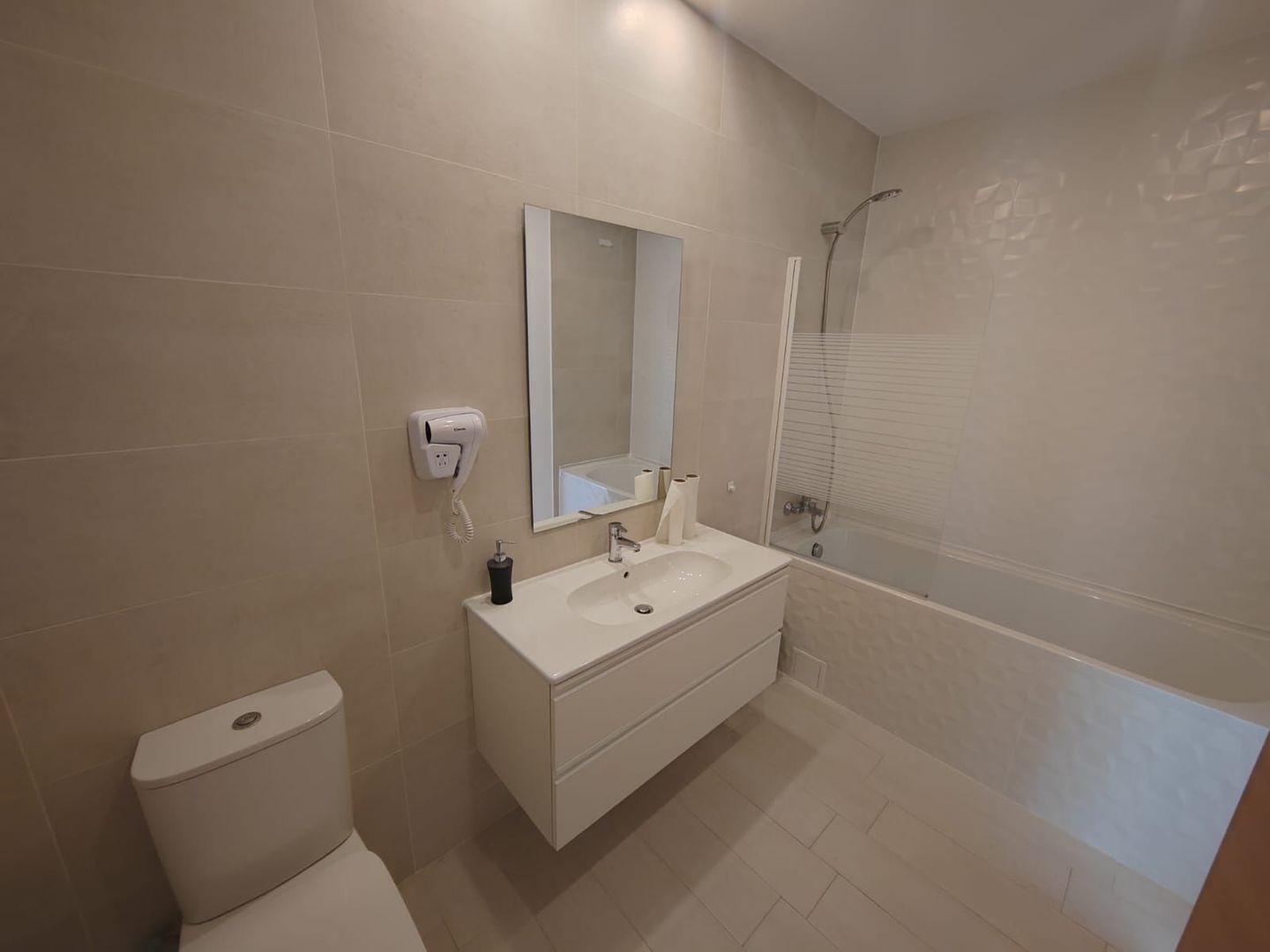 Rin Residence Imobil versatil/comercial/rezidential - Poză 7