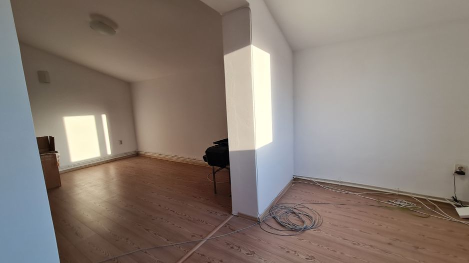 Casa individuala | 5 camere | teren 500 mp | Pipera - Poză 13