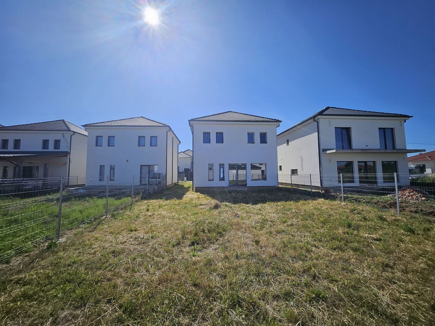 BRASADAS vinde casa NOUA individuala in cartier Grigorescu - Poză 3