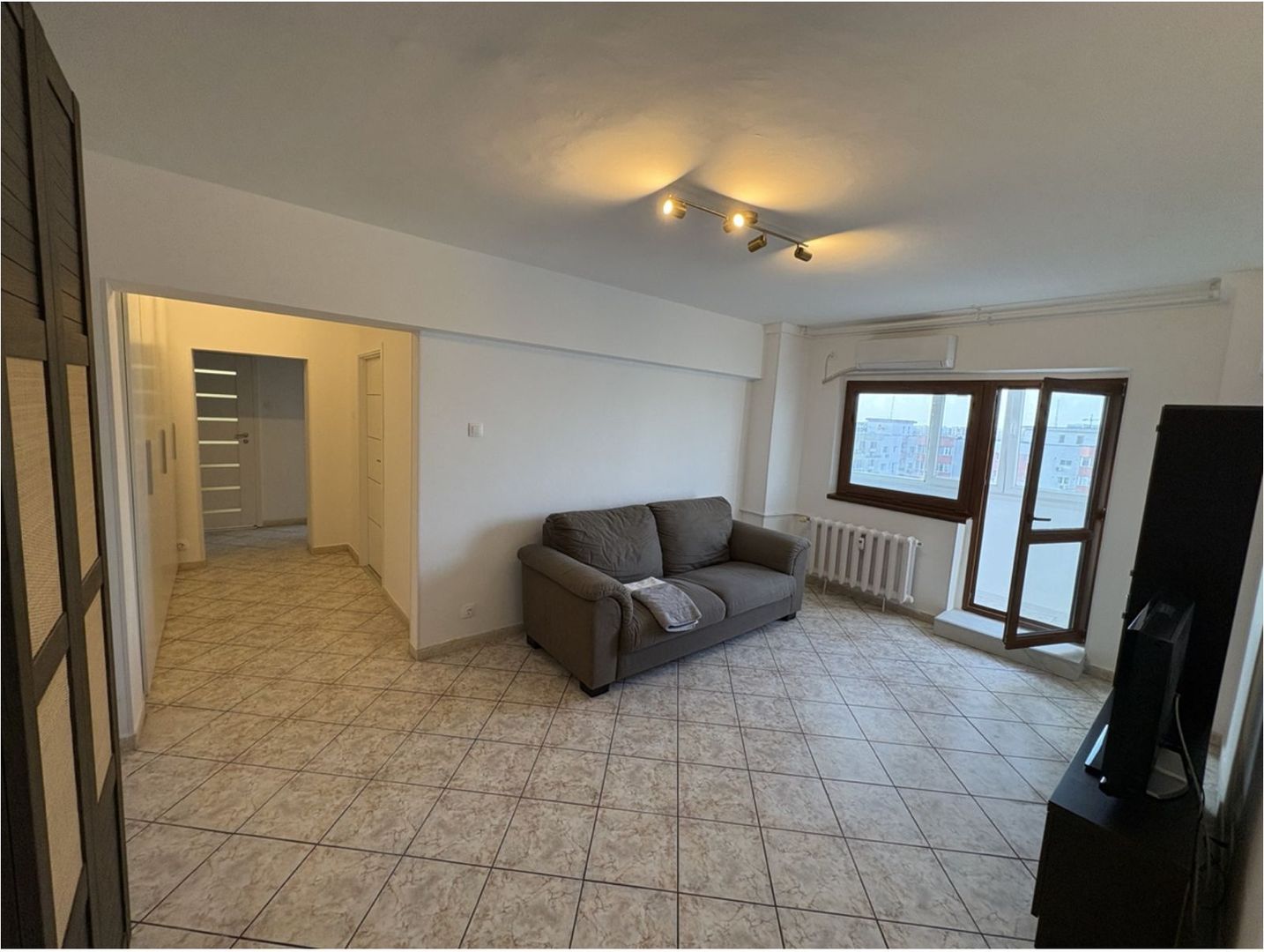 AP. 3 CAMERE 13 SEPTEMBRIE, MOBILAT/UTILAT MODERN, SPATIOS, CURAT - Poză 2