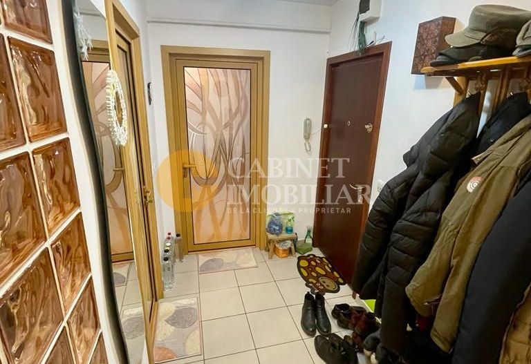 Complet Renovat - 3 Camere - Etaj 1 - Bloc Fara Risc - Zona Podu Ros - Poză 6