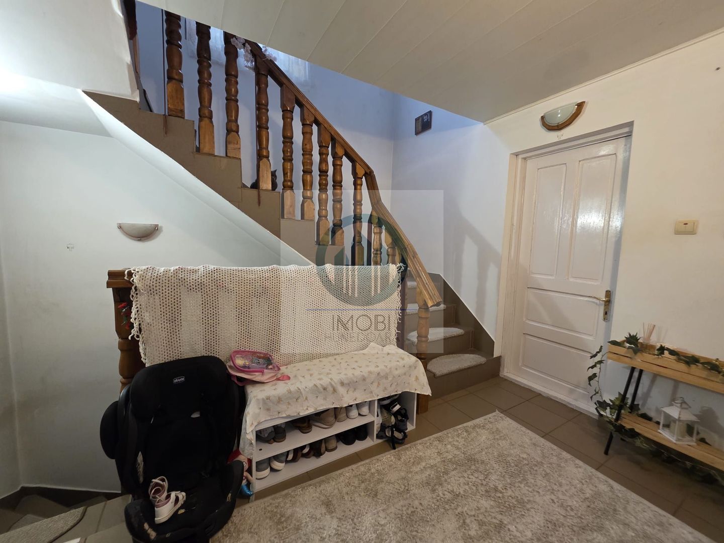 Casa D+P+M in Deva-Aurel Vlaicu, 3 dormitoare, 3 bai, garaj si terasa - Poză 1