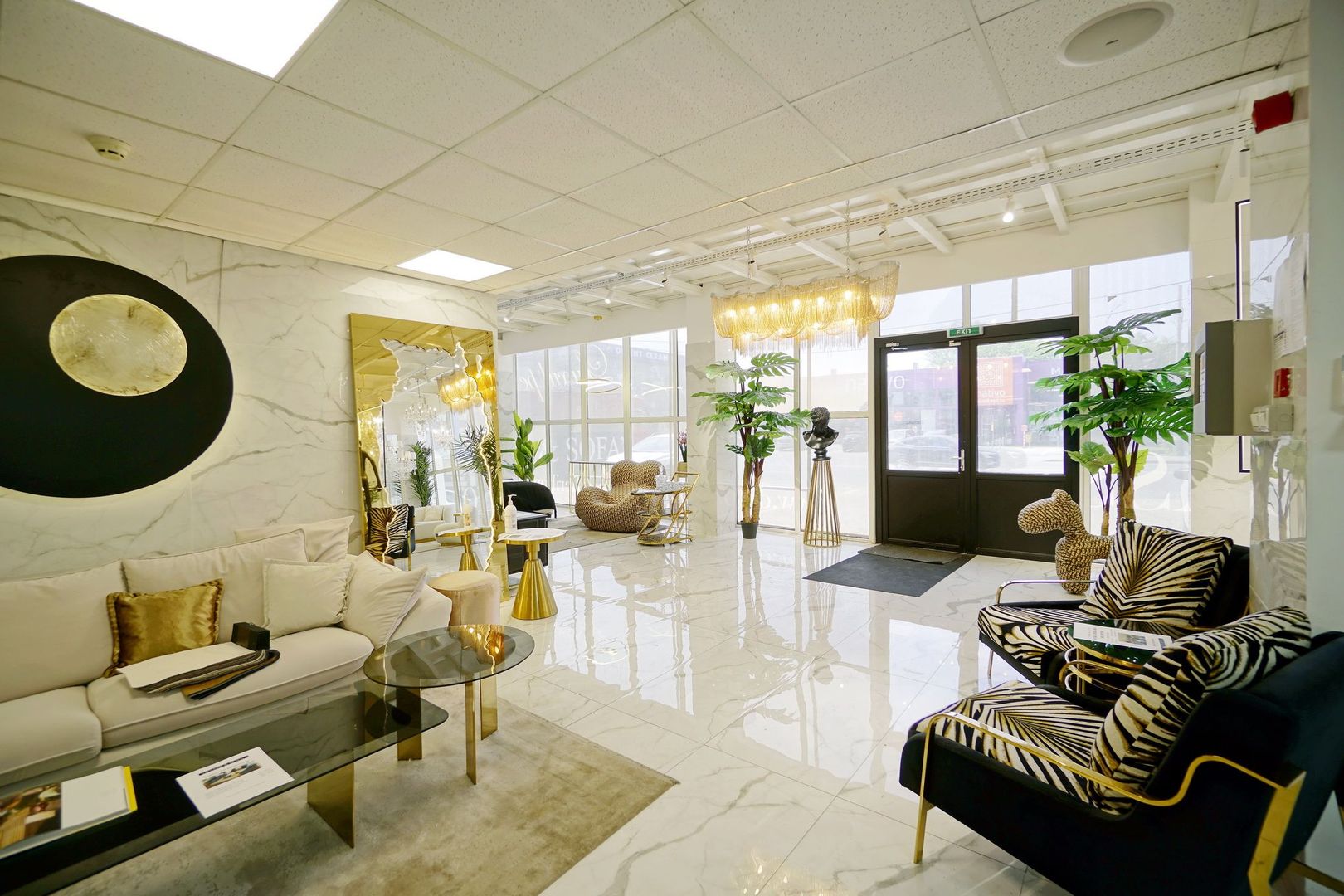 Spatiu comercial 2000 mp,Valea Cascadelor - Poză 4