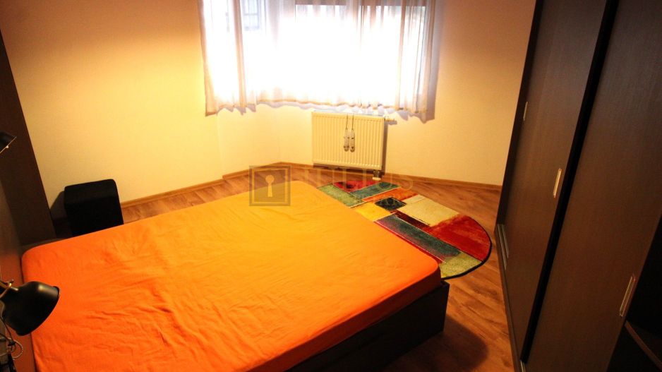 Complex Uranus, spatios, mobilat modern; boxa inclusa. - Poză 14