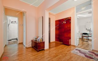 Vand/schimb apartament 4 camere, Micro 17, 98 mp, 120.000 EURO - Poză 2