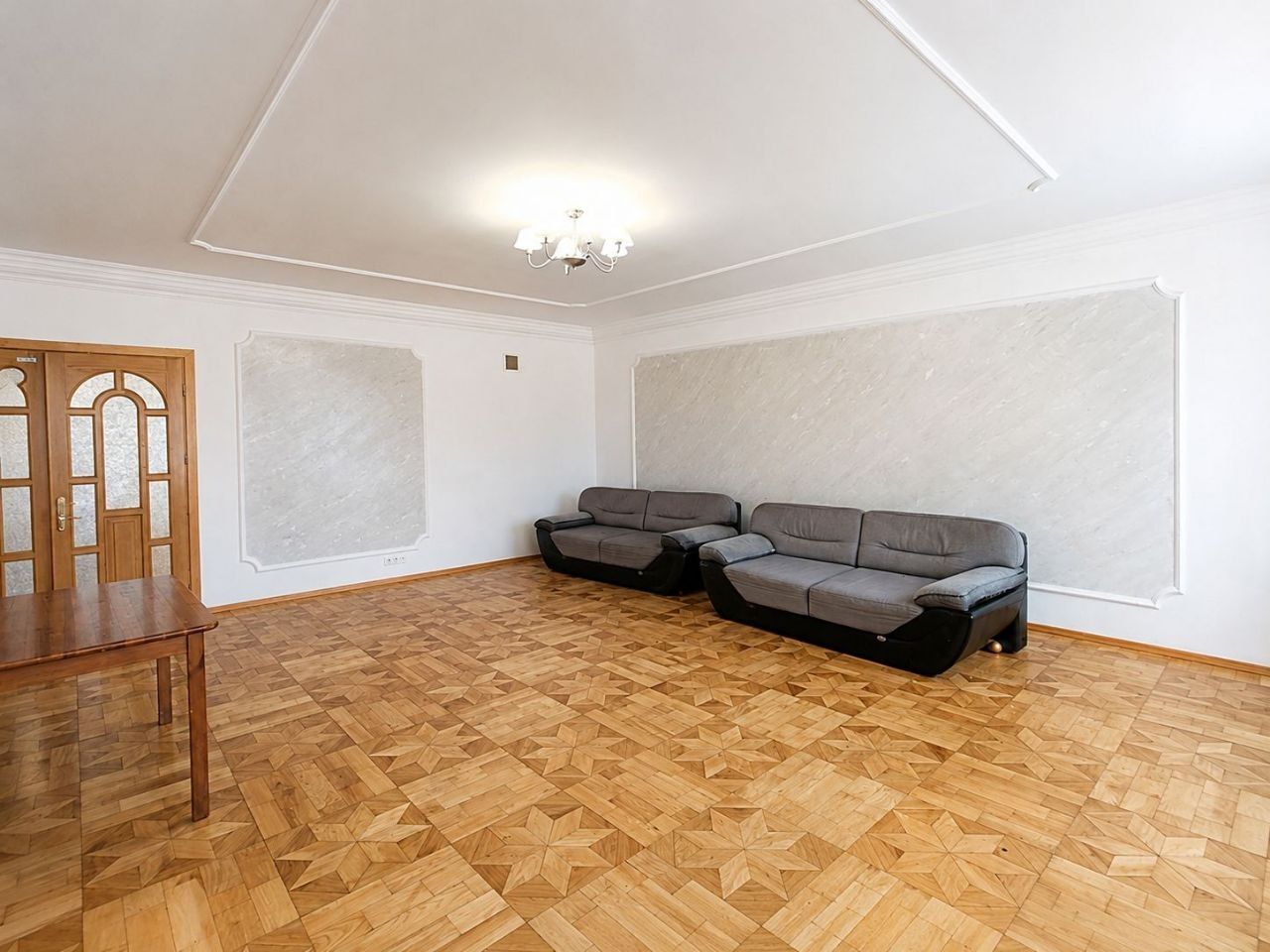 Cojușna - Casă 6 Dormitoare + Living | 259 m² | teren 10,81 ari | Spațiu generos pentru familie | 280.000 € - Poză 12