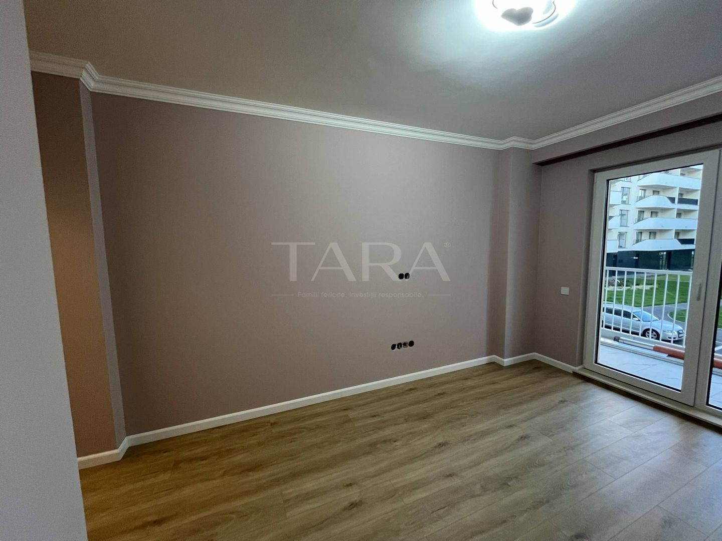 Apartament nou 3 camere, terasă de 14 mp, parcare subterană, Florești. - Poză 7
