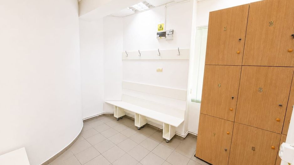 Inchiriere spatiu comercial-sala diverse Centru Pitesti - Poză 8