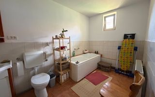 Casă +  teren 1.514 mp în Ianova | 4 camere | 2 băi - Poză 10