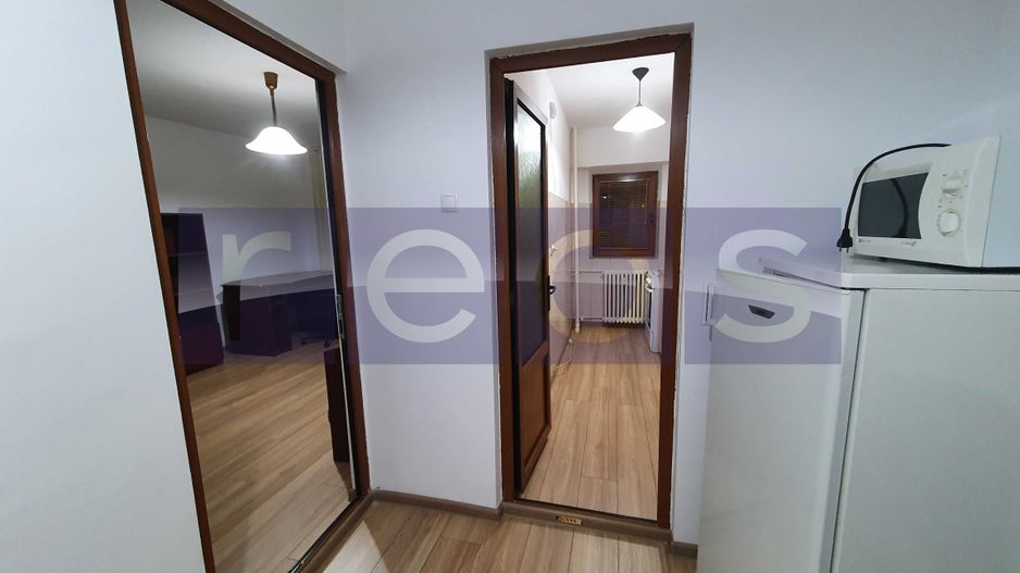 VANZARE GARSONIERA NERVA TRAIAN - Poză 3