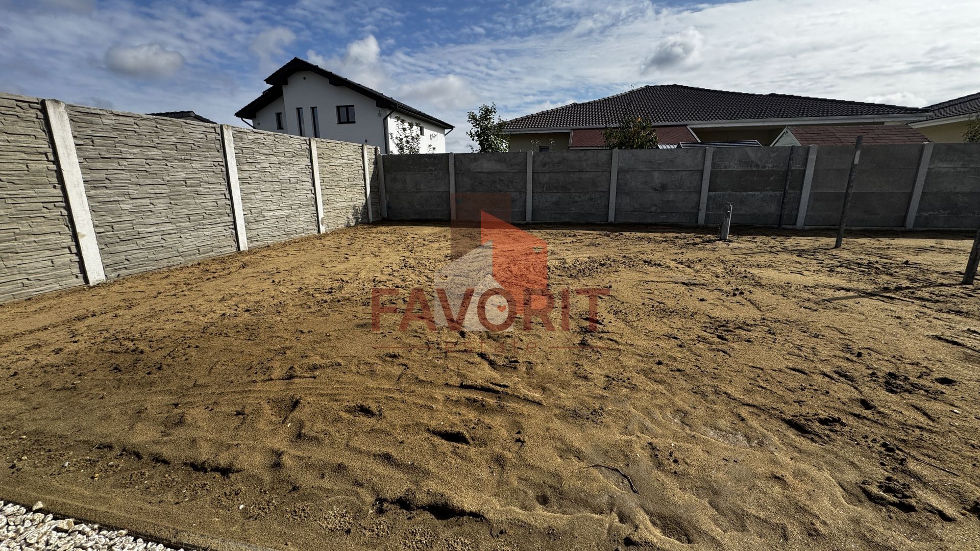 Duplex pe Parter | 2 bai | Teren generos | Toate utilitatile - Poză 6
