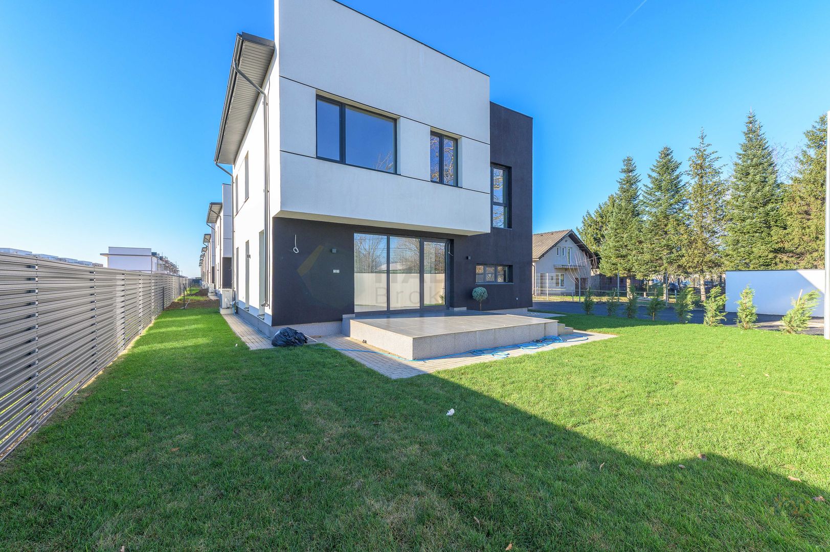 Casa Smart Tunari/ Panouri fotovoltaice/ Ventiloconvector/ Pompa caldura - Poză 13