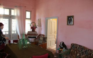 Casă individuală cu 4 camere în Burila Mare, jud. Mehedinți - Poză 9