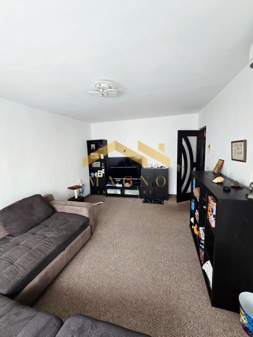 Apartament 3 camere Zona Intim / Banu Maracine - Poză 3