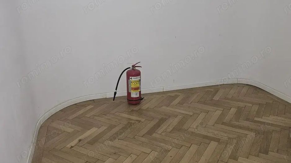 De vanzare Apartament 2 camere cu dosar de consolidare Piata Rosetti - Poză 5