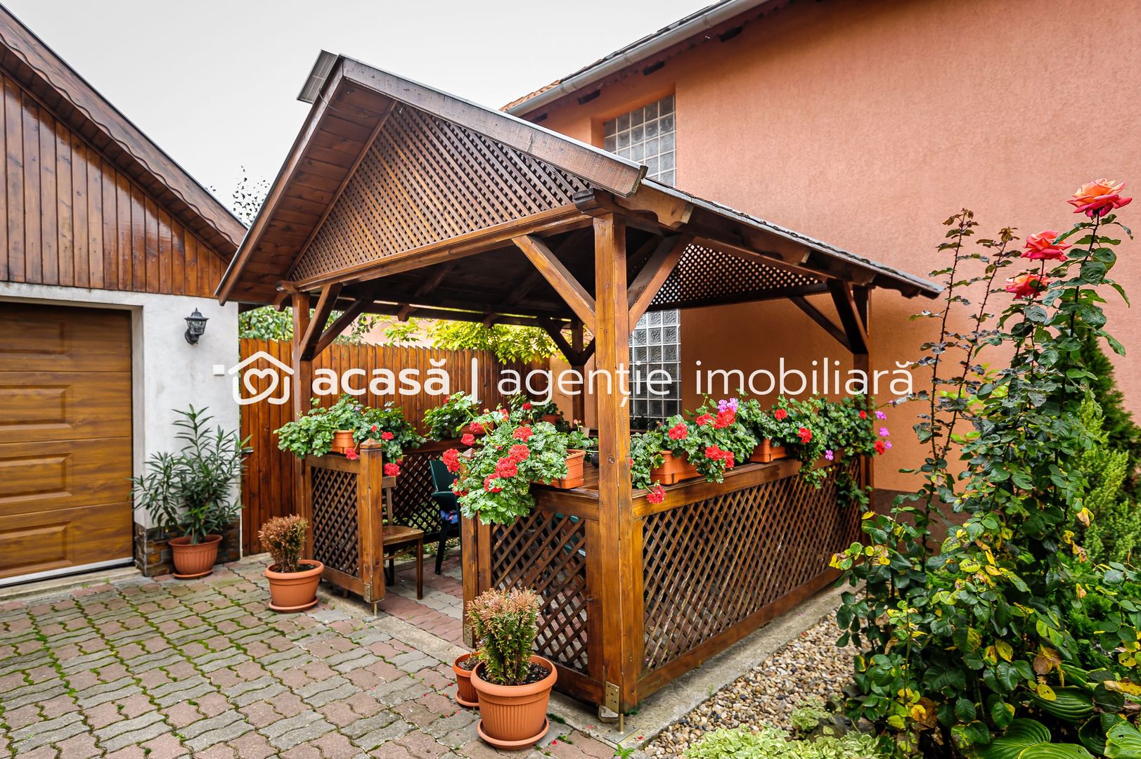 Casă cu 4 camere la cheie, nouă, în Nădlac * zona Centru - Poză 3