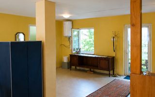 2 case dintre care una cu garaj in Baile 1 Mai - Poză 10