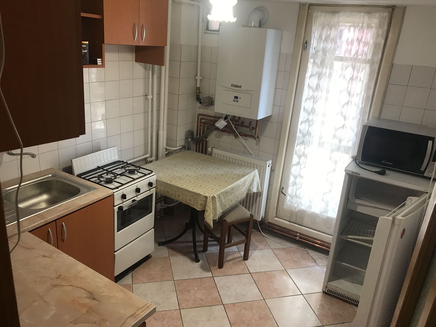 Decomandat | Etaj 2/7 | Centrală proprie | Zona Lipovei-Dedeman - Poză 11