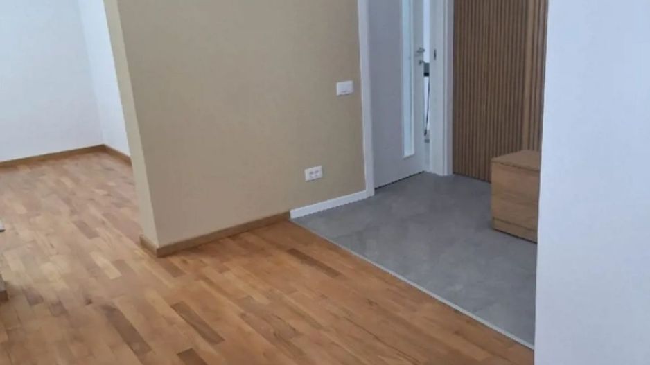 AP. 3 CAMERE OBOR, CENTRALA, MASINA SPALAT VASE, MOBILAT MODERN - Poză 4