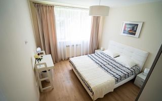Apartament  cu 3 Camere de Vânzare| Suceava/Ultracentral | 100.000Euro - Poză 1