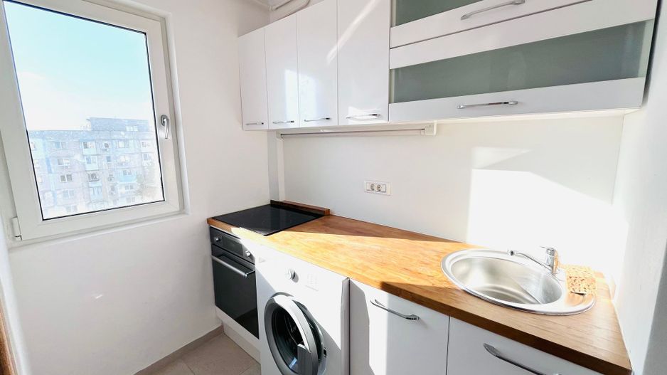 GARSONIERA ULTRAMODERNA MOBILATA & UTILATA BLOC 1980 LUJERULUI - Poză 3