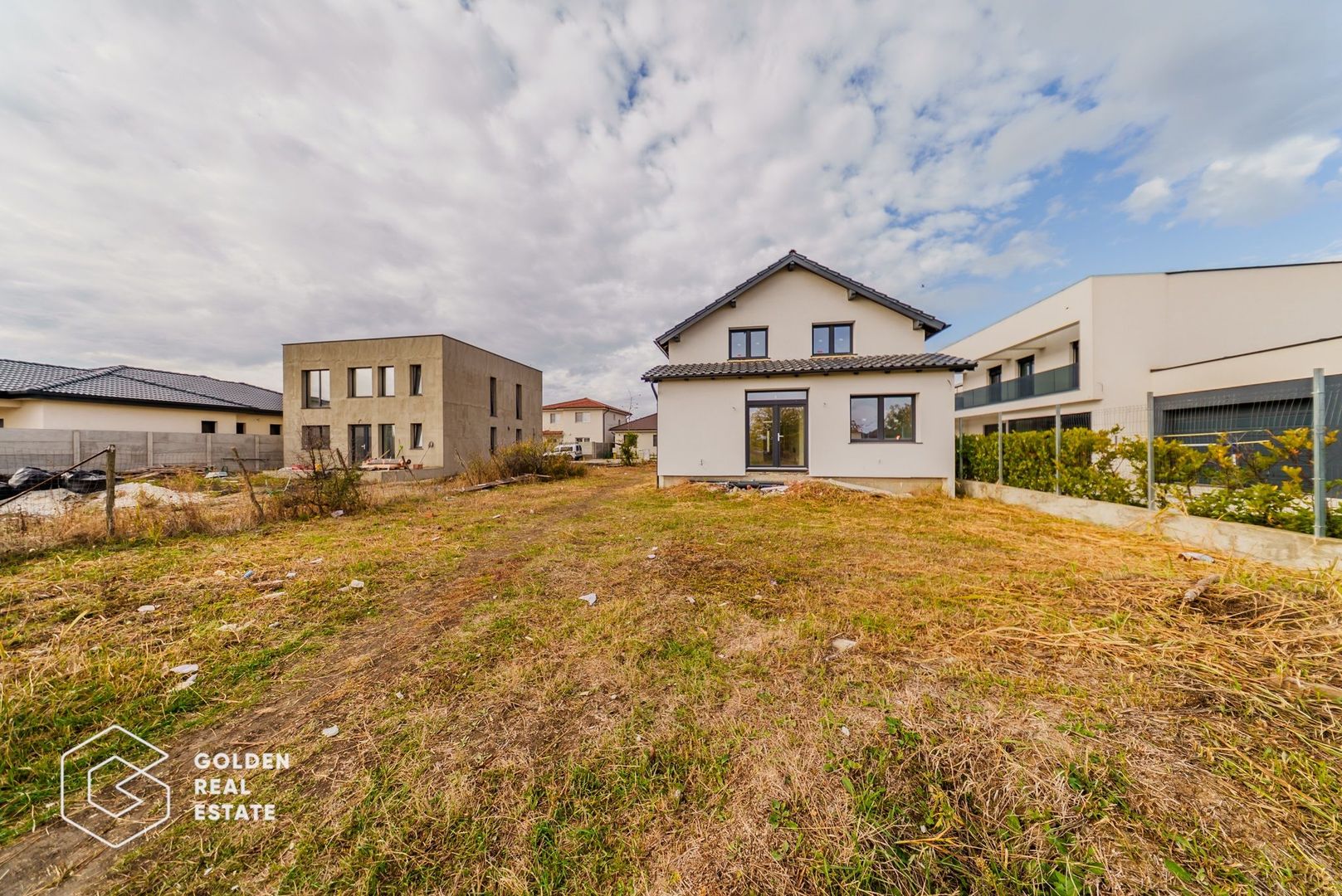 Casa moderna, P+M cu 4 dormitoare, Bujac - Poză 39