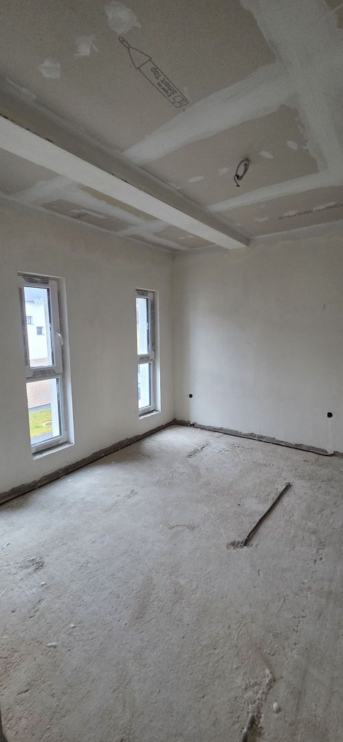 Casa finalizata 2025, 109 mp cu parcare si gradina zona Terra - Poză 2