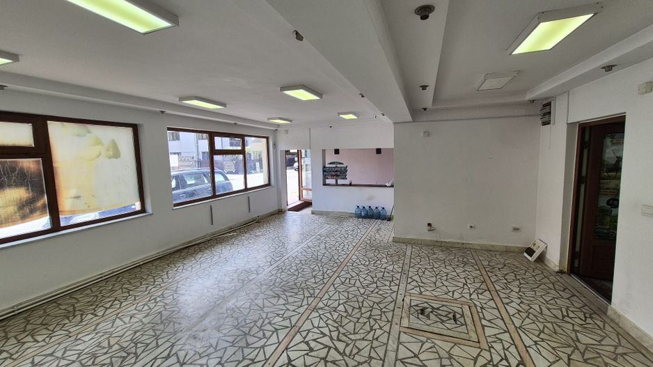 Spatiu comercial+Locuinta 664 mp construiti+anexa 16 mp si teren 845mp - Poză 7