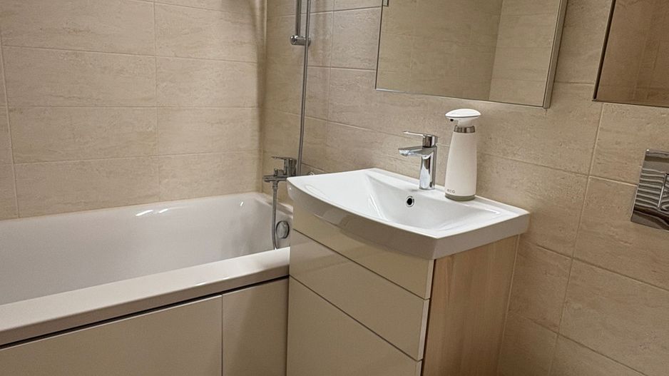 Proprietar vand apartament 3 camere, parter, Calea Lipovei - Poză 3