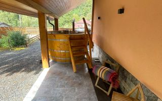 Casa de vanzare - zona Ferneziu - Poză 19