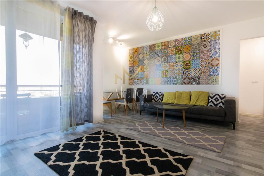 ** Apartament superb cu 3 camere panorama A Muresanu Sud ** - Poză 1