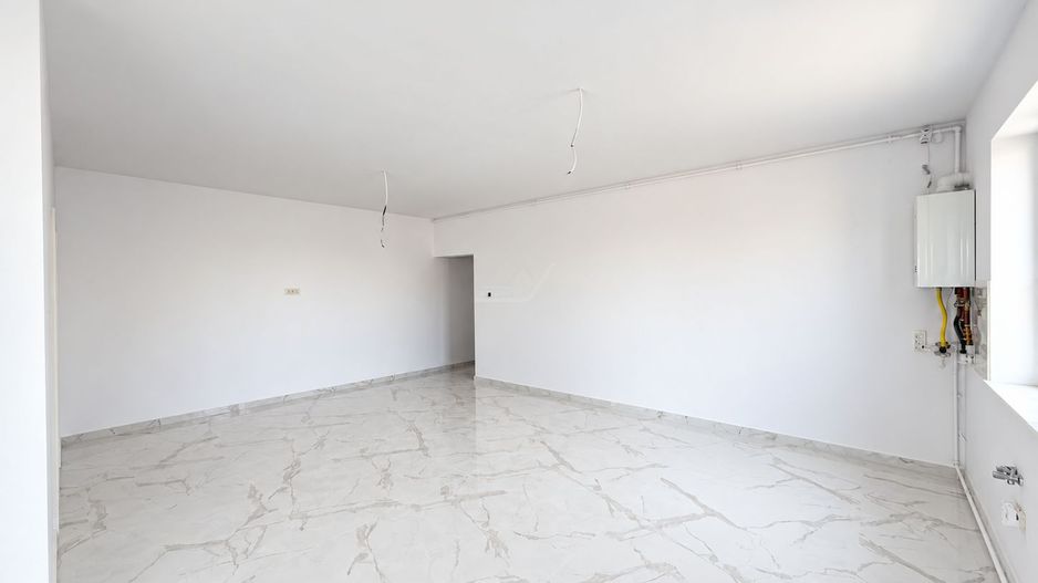 Apartament cu 3 camere si doua bai. Finisaje de calitate. Parcare - Poză 3