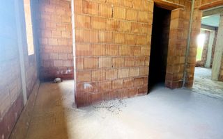 Casă Parter la Roșu – Hidișelul de Sus, Teren Generos 2776 mp - Poză 9
