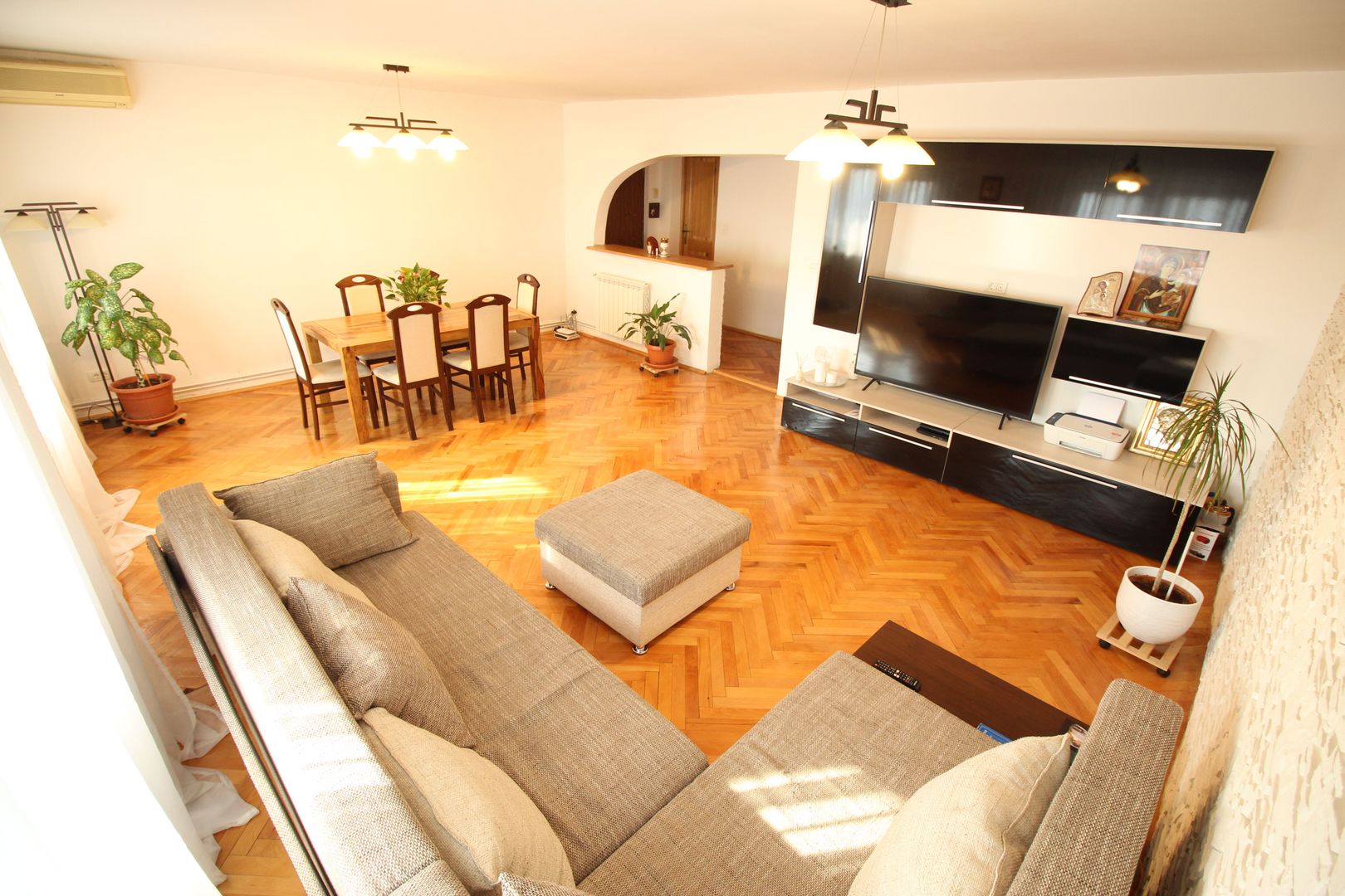 Spațios 3 camere la 5 minute de Iulius Town/comision 0% - Poză 1