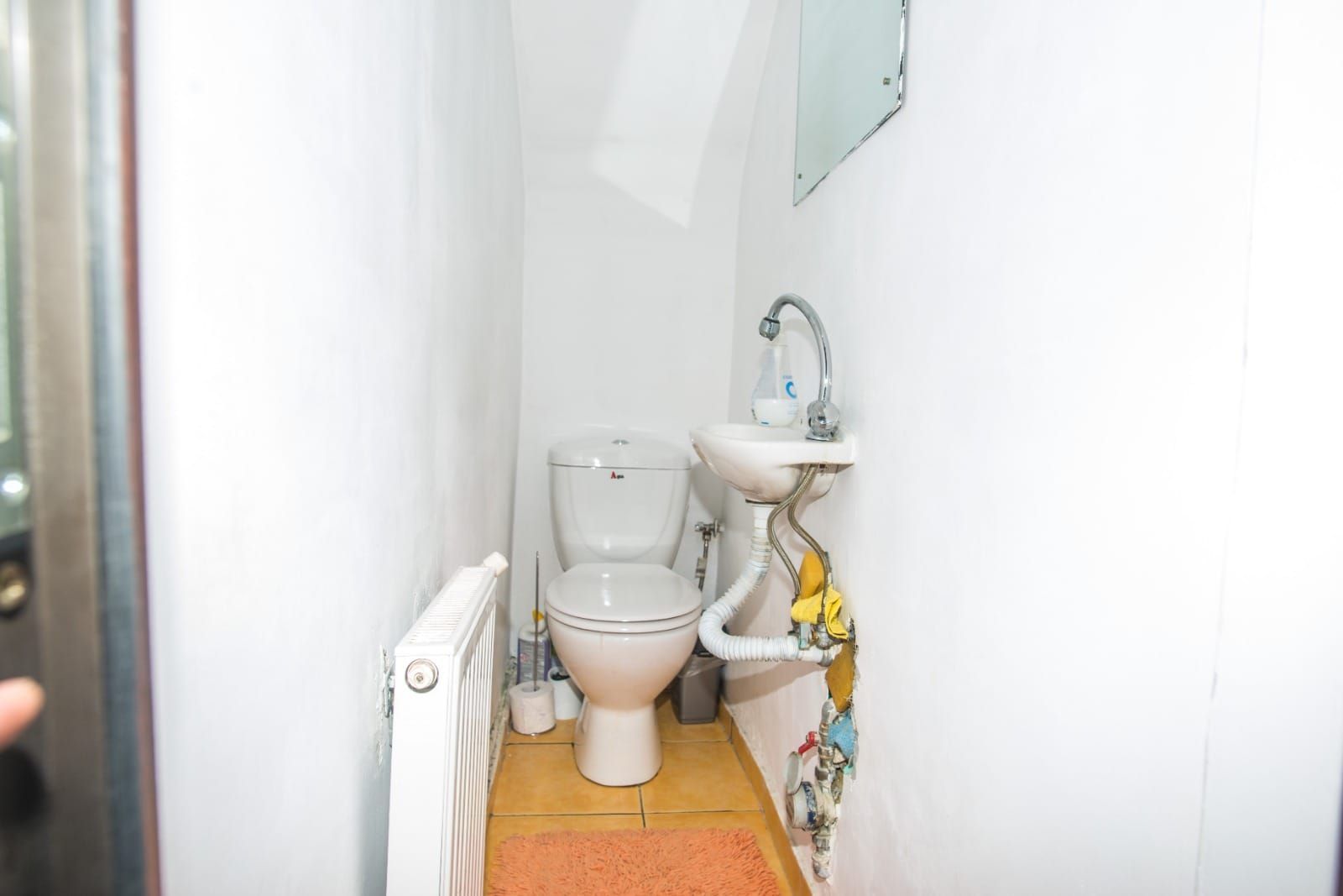 15 Noiembrie, apartament la mansardă - Poză 10